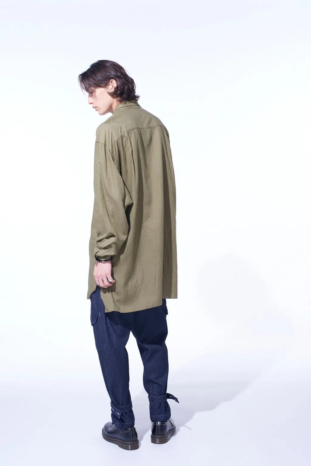 Cotton/Cellulose Broad Ribbon Collar Shirt