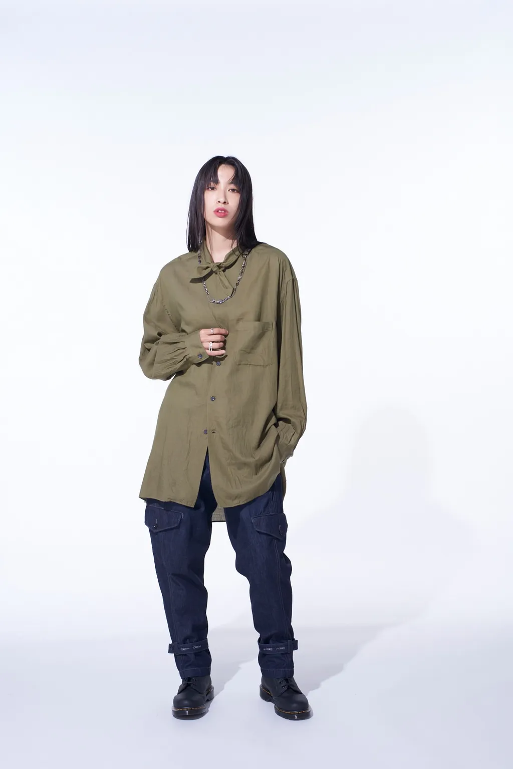 Cotton/Cellulose Broad Ribbon Collar Shirt