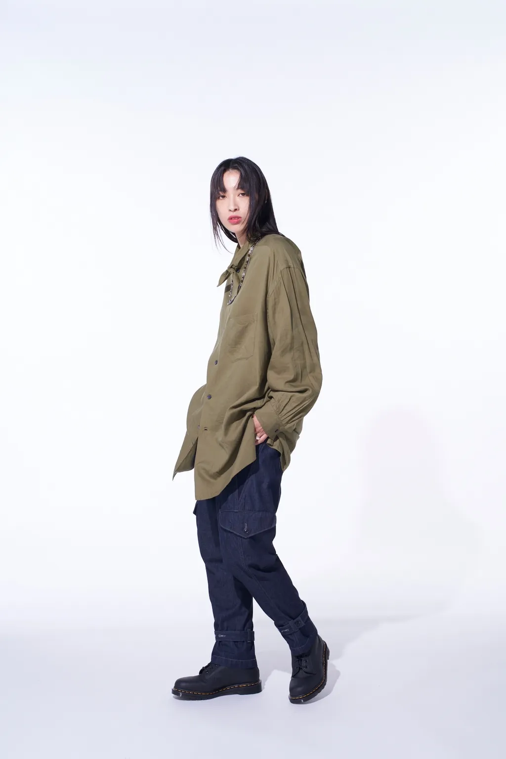 Cotton/Cellulose Broad Ribbon Collar Shirt