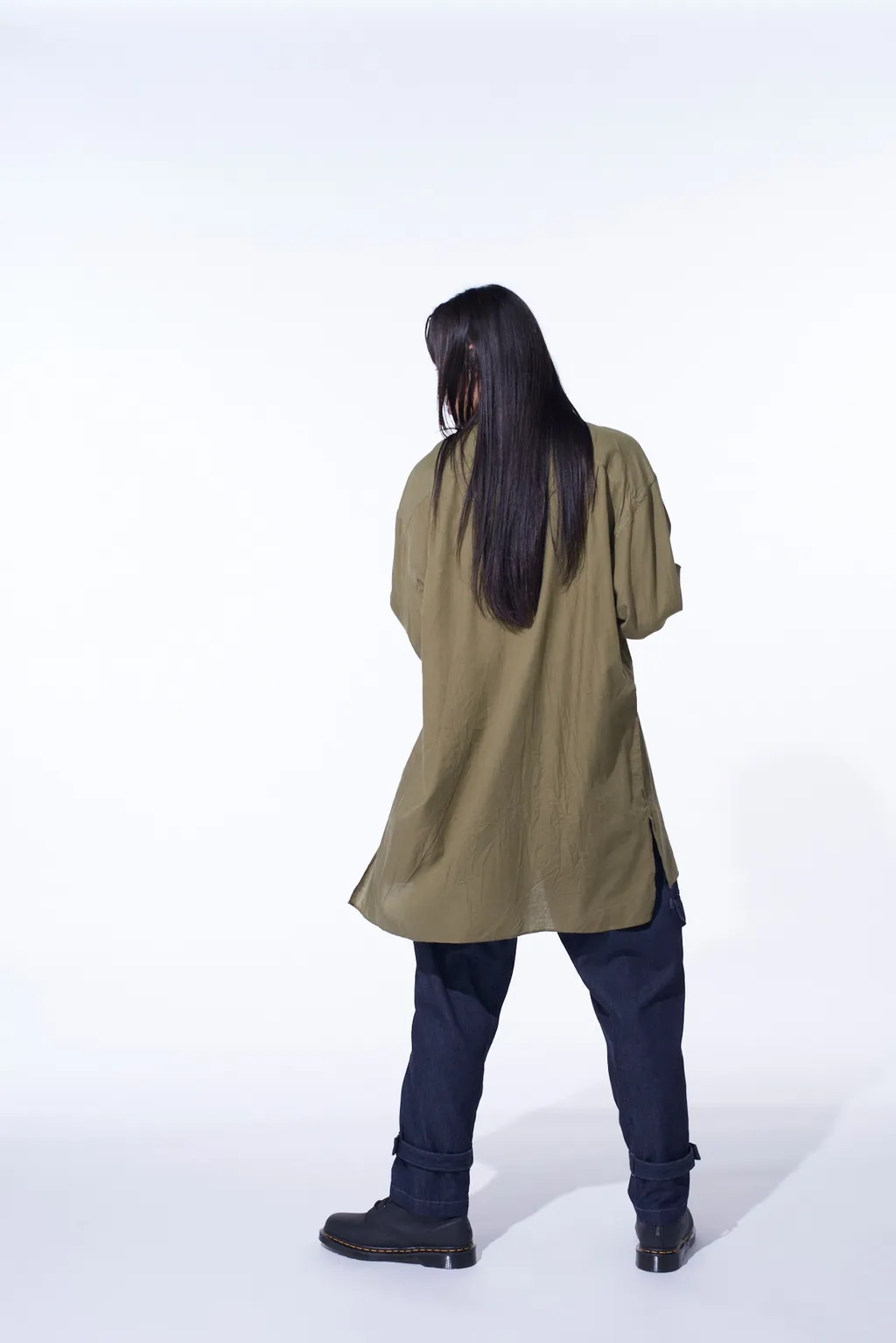 Cotton/Cellulose Broad Ribbon Collar Shirt