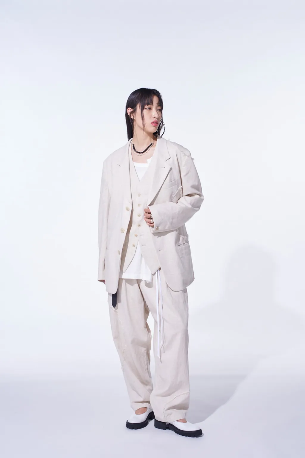 Linen/Cotton Herringbone Zigzag Cut-Out Vest