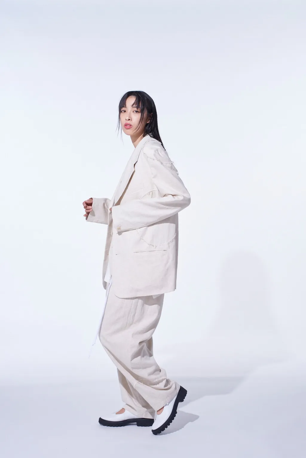 Linen/Cotton Herringbone Zigzag Cut-Out Jacket