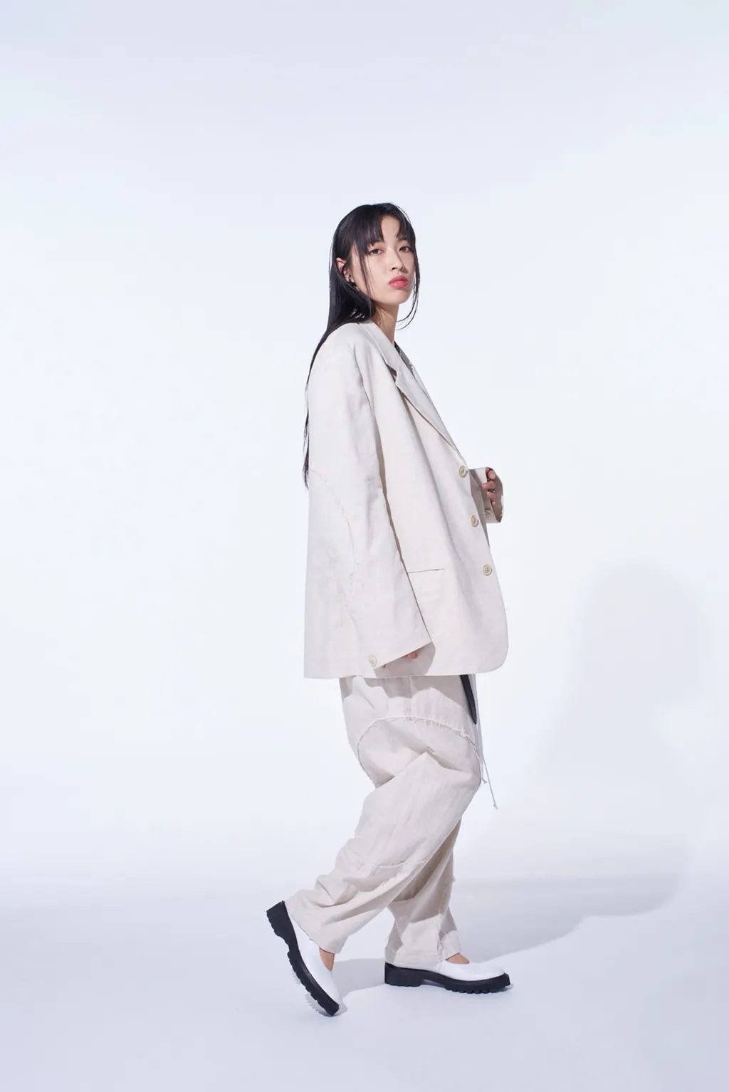 Linen/Cotton Herringbone Zigzag Cut-Out Jacket