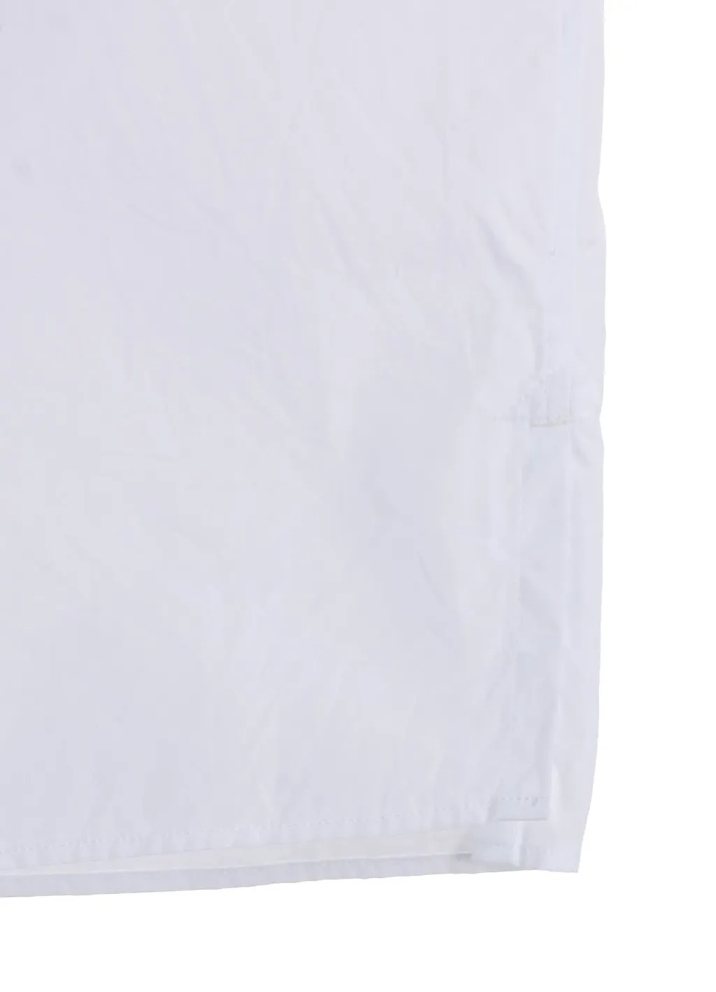 Cotton Broad「Black Is Modest」Message Printed Shirt