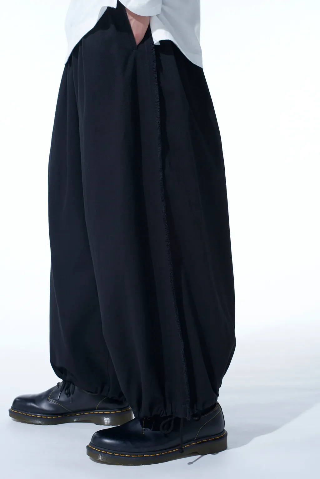 Cotton Drill Cut-Out Balloon Pants