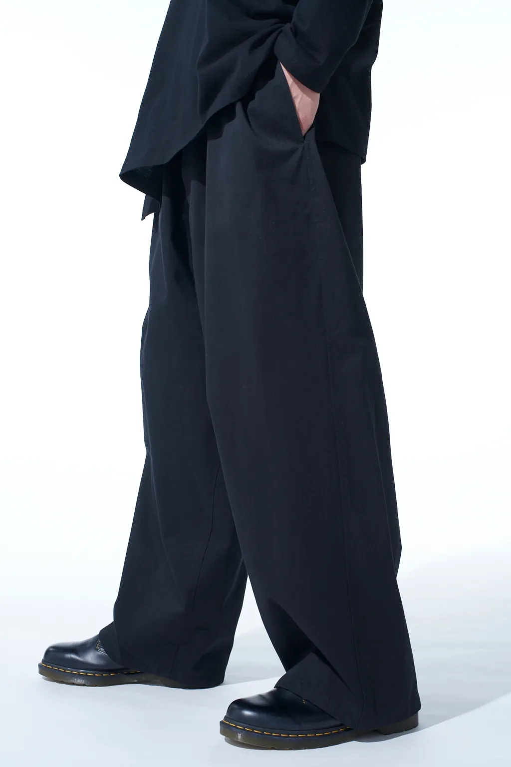 Wepon Cloth Waist-String Wide Pants