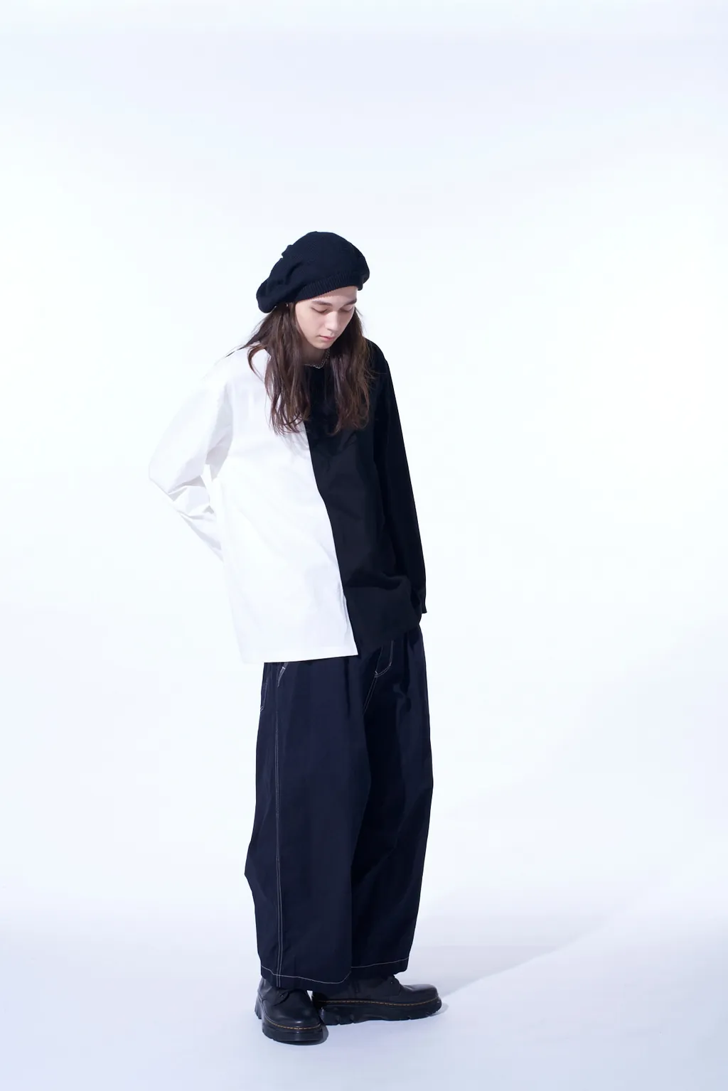 Bicolor Long-Sleeved T-Shirt With Hem Slits