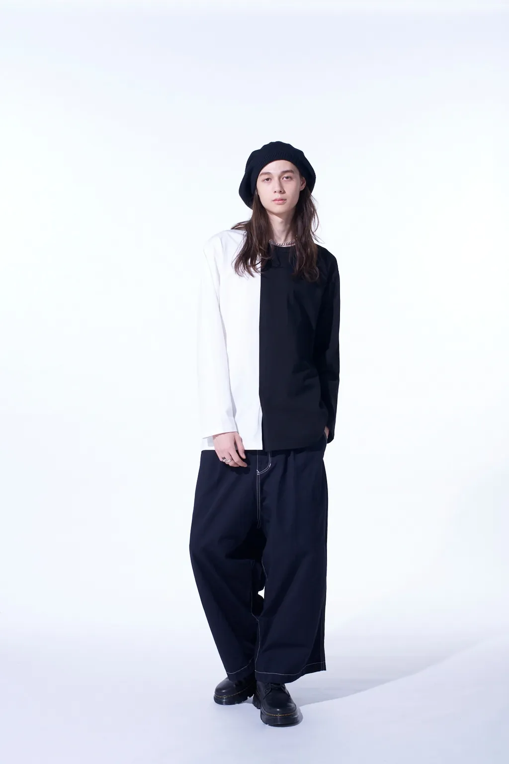 Bicolor Long-Sleeved T-Shirt With Hem Slits