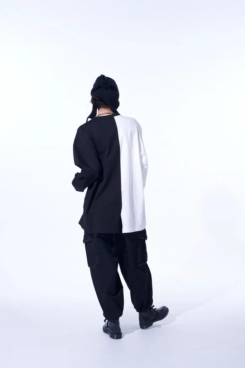 Bicolor Long-Sleeved T-Shirt With Hem Slits