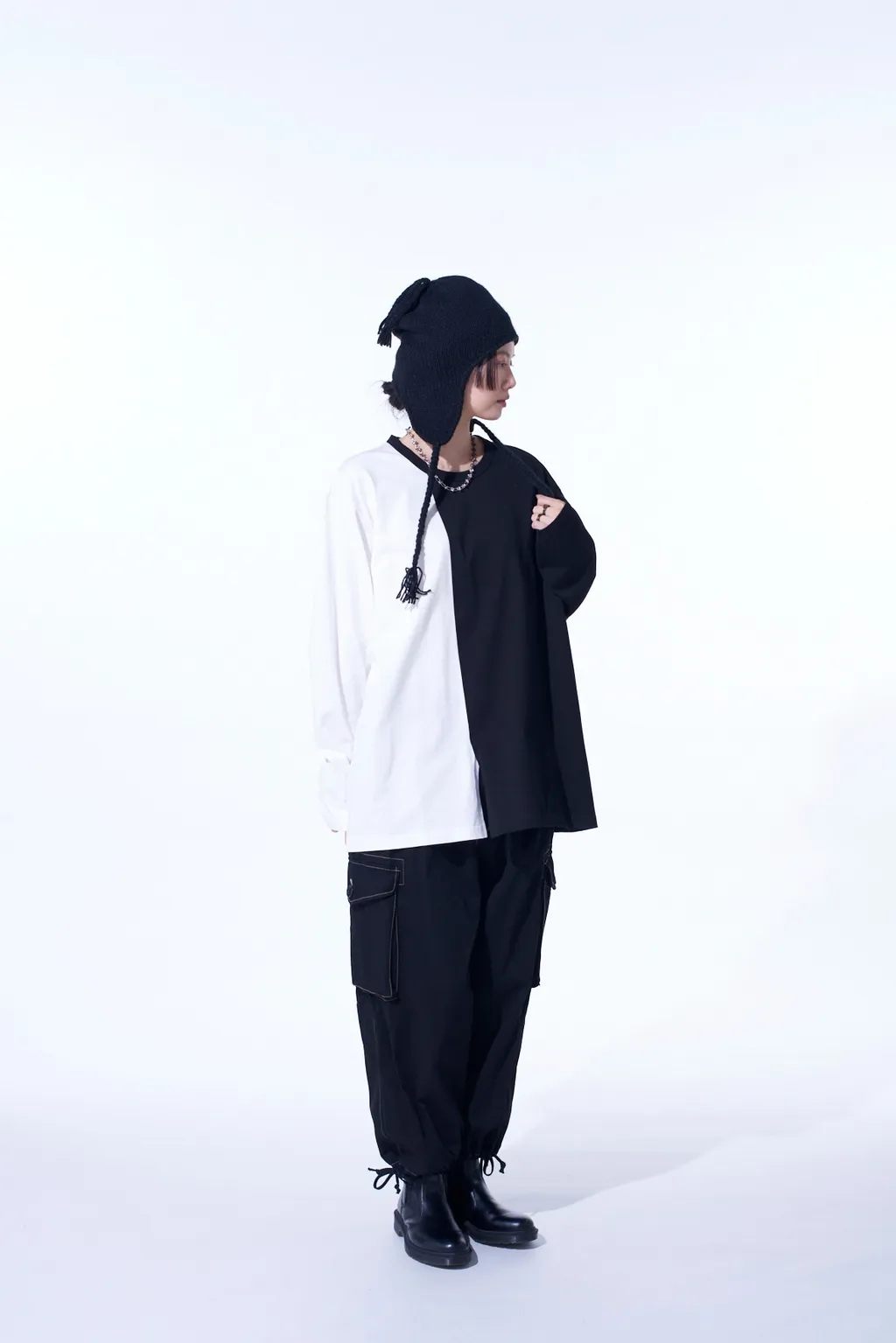 Bicolor Long-Sleeved T-Shirt With Hem Slits