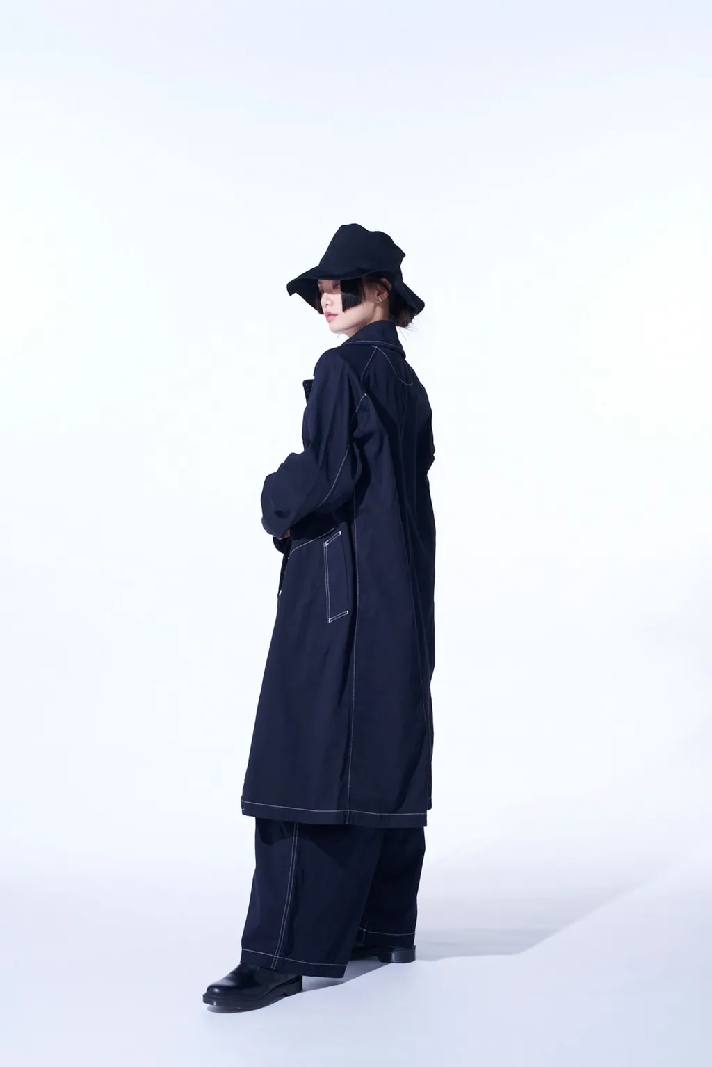 Cotton Twill Garment Dyed Tie-Locken Coat