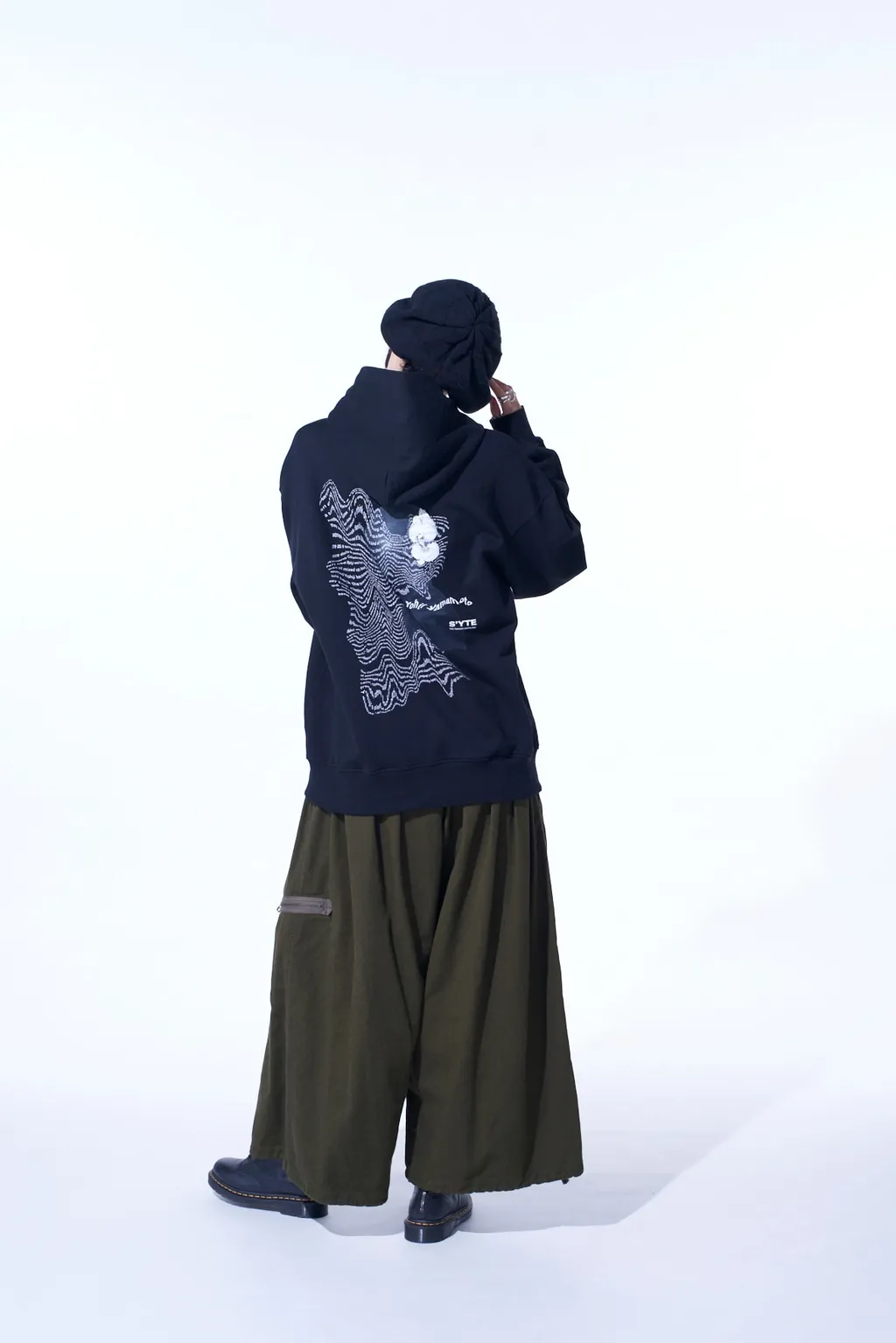 Graphic Hoodie White Flower