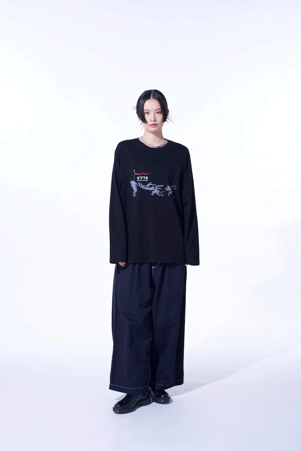 Graphic Long-Sleeved T-Shirt Three Demons