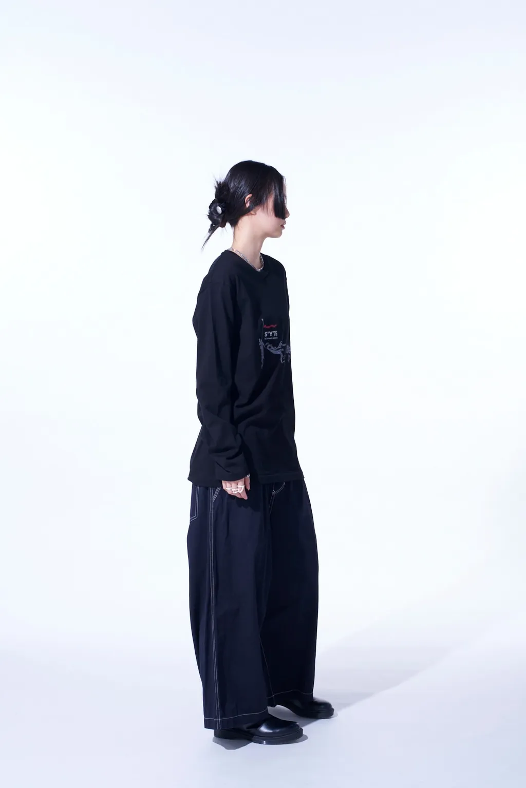 Graphic Long-Sleeved T-Shirt Three Demons