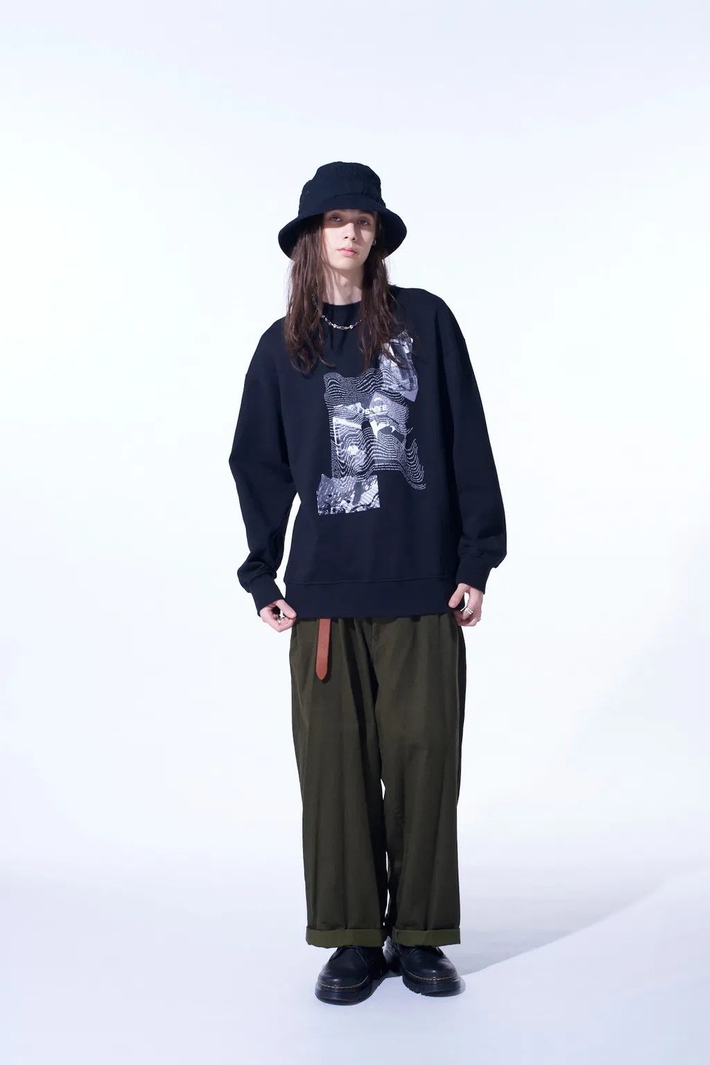 Yy Message Collage Graphic Pullover
