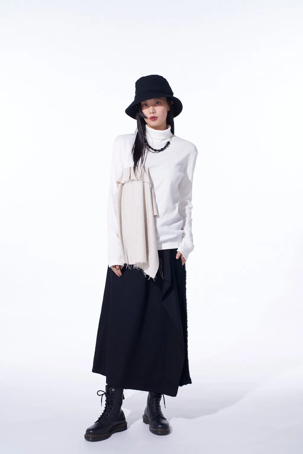 Cotton Rib Jersey Long-Sleeved High-Neck T-Shirt With Pleated Stripes Fabric