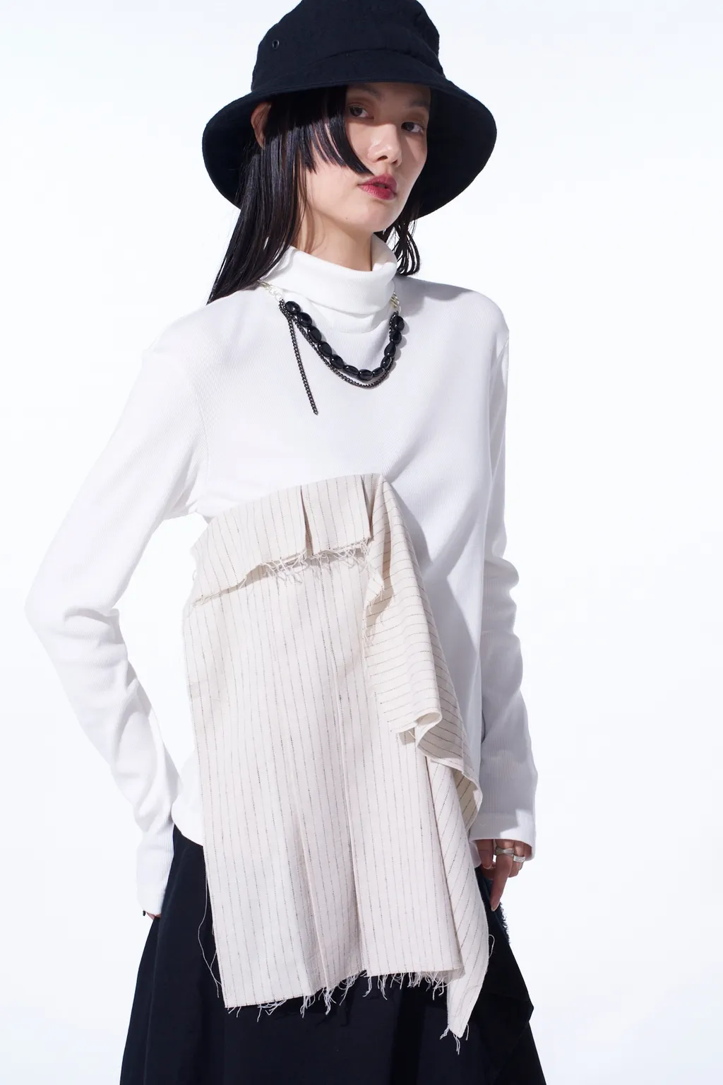 Cotton Rib Jersey Long-Sleeved High-Neck T-Shirt With Pleated Stripes Fabric
