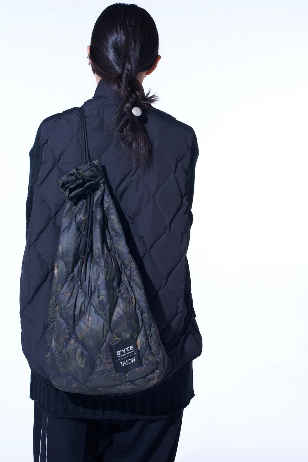 【S'yte X Taion】Dahlia Camouflage Quilted Down 2Way Mini Bonsack
