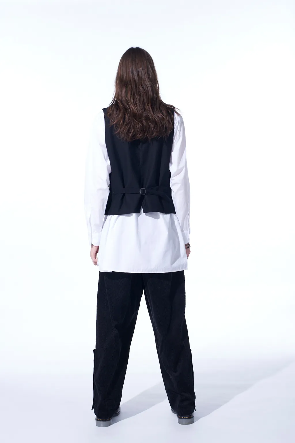 6W Soccer Corduroy Button-Slit Pants