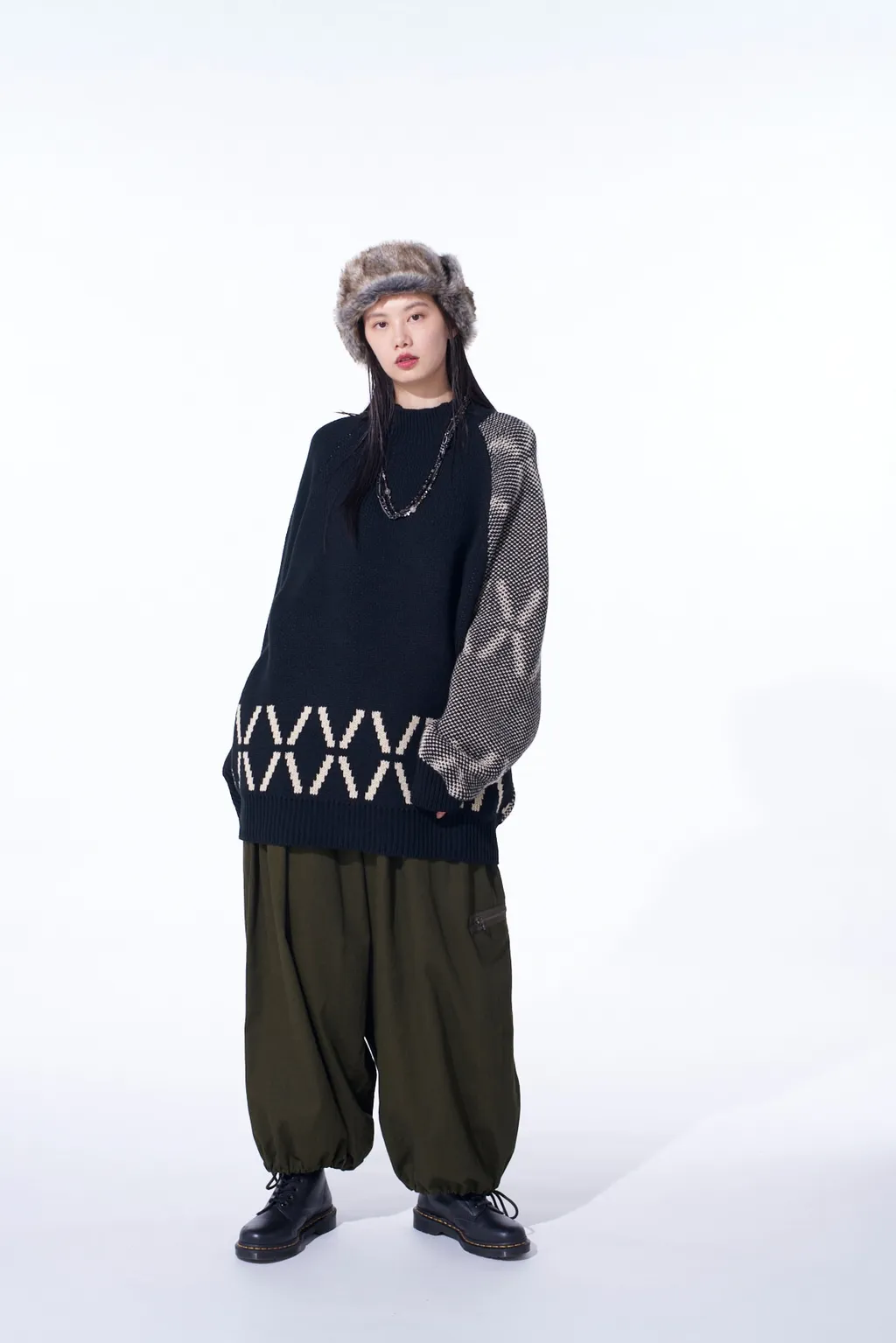 Bulky Wool Birds Eye Reversible High Neck Knit