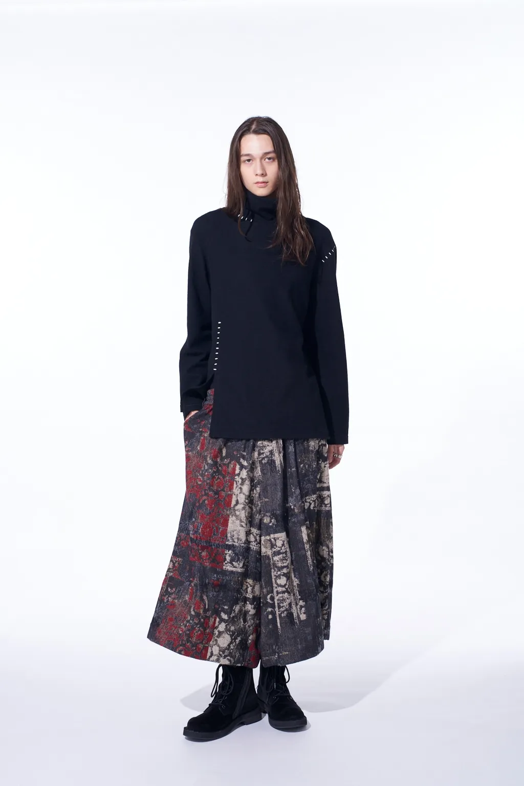 Airy Jersey Blind Stitch High Neck Long-Sleeve T-Shirt
