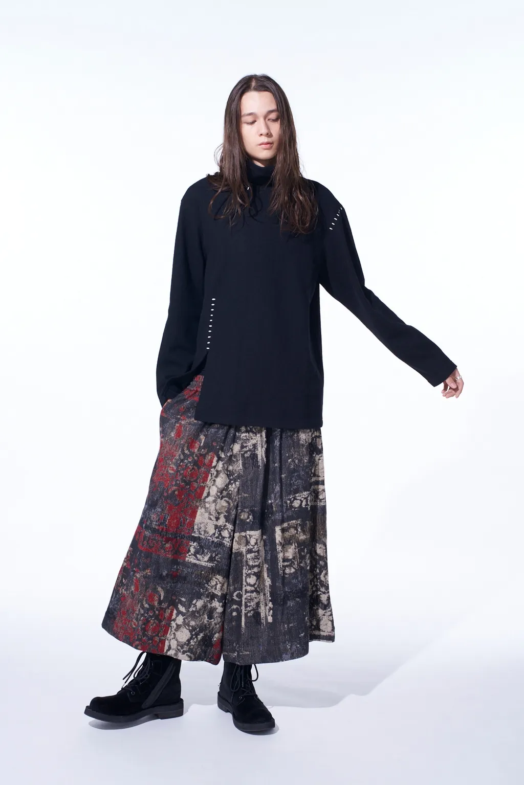 Airy Jersey Blind Stitch High Neck Long-Sleeve T-Shirt