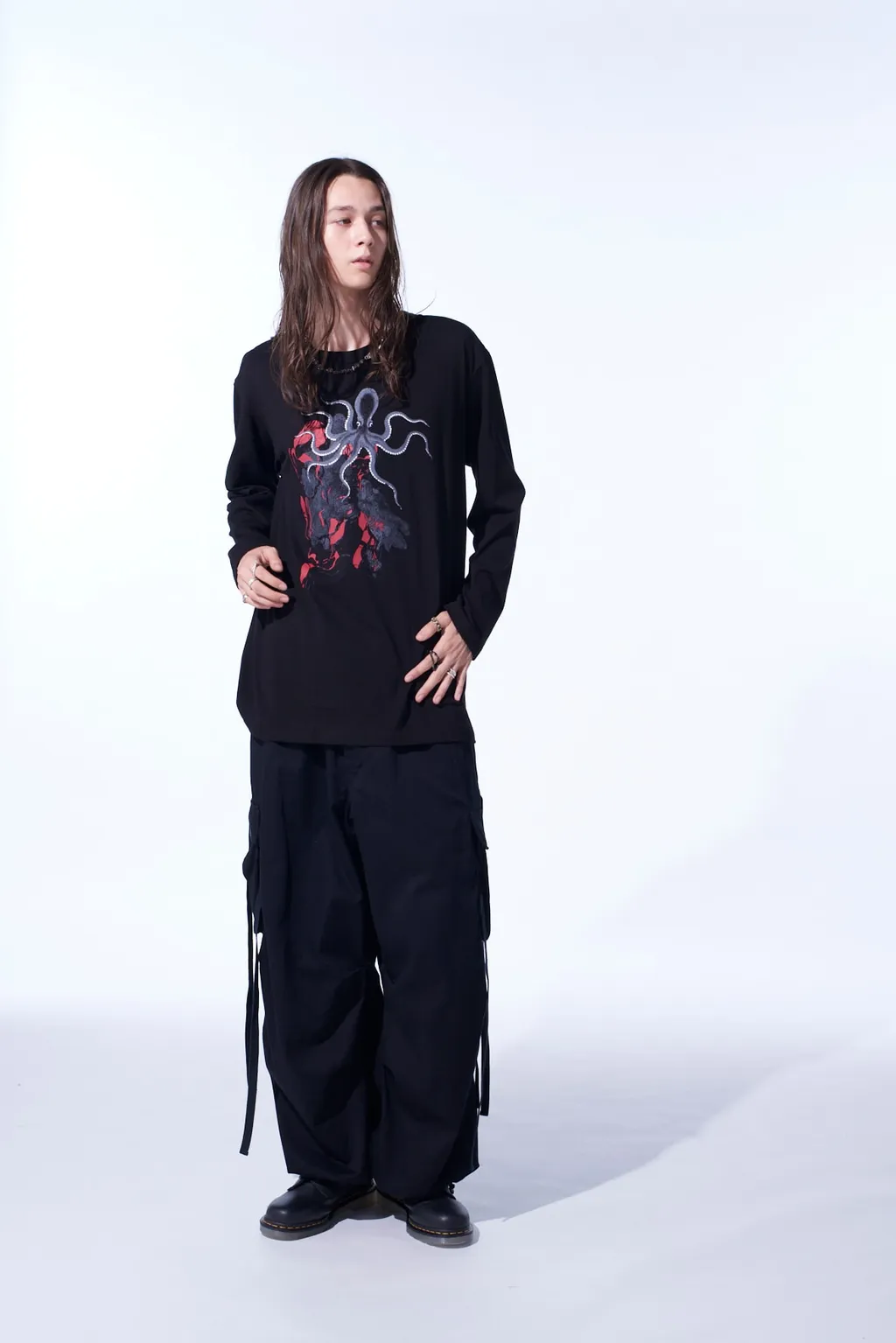 Graphic Long-Sleeved T-Shirt Octopus