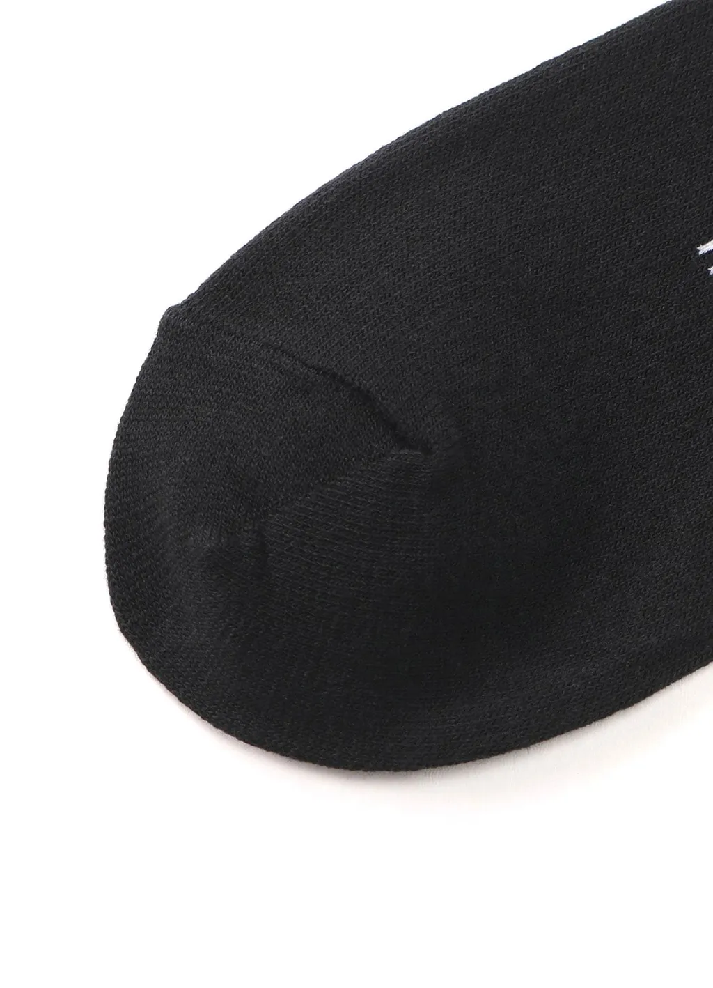 Cotton Plain Stitch「Black Is Modest」Line Socks