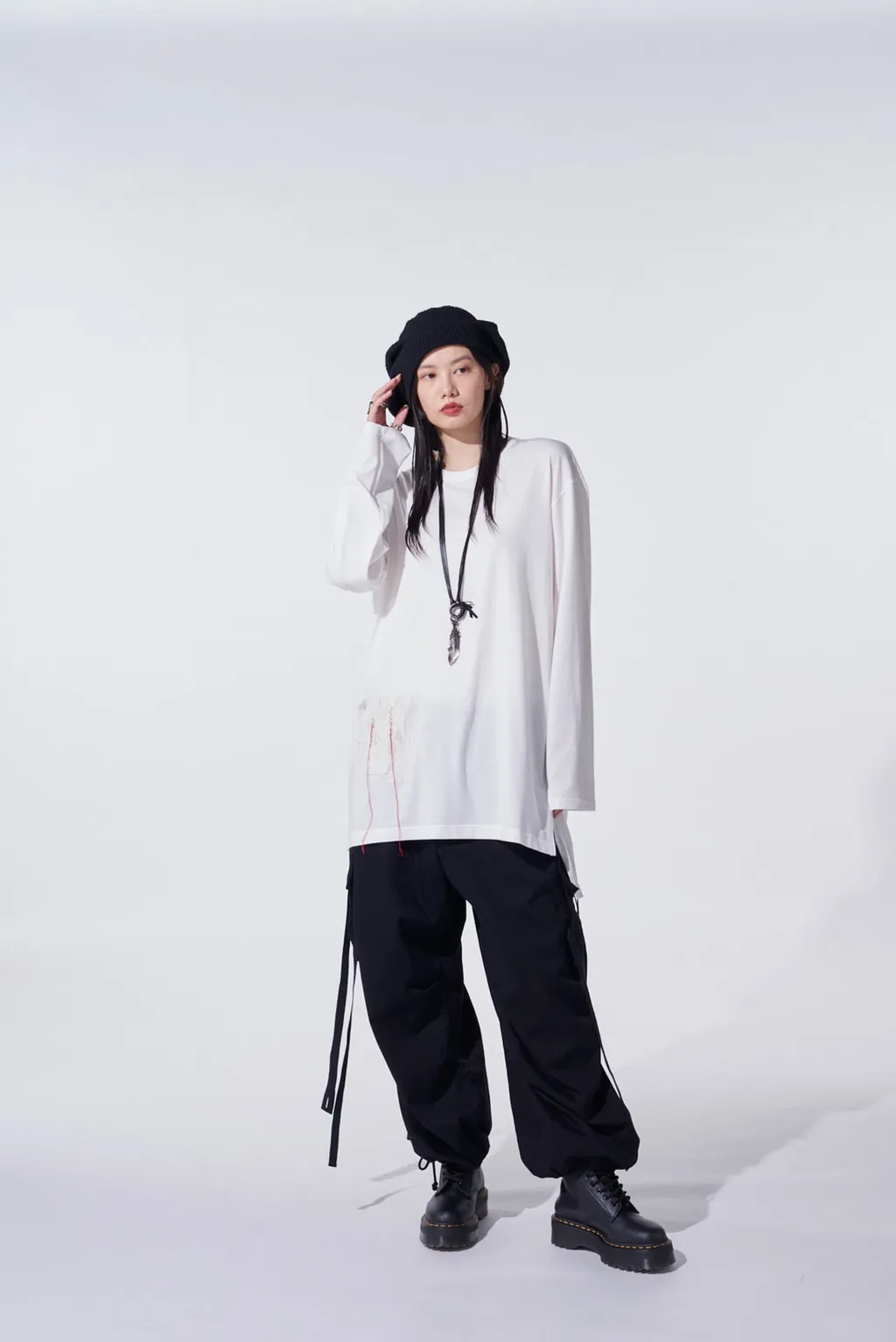 Soft Jersey Applique Side Slit Long-Sleeved T-Shirt Boro