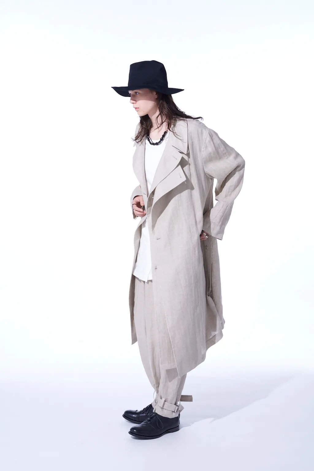 Linen Gauze Double-Breasted Coat With Double-Tailored Left Front
