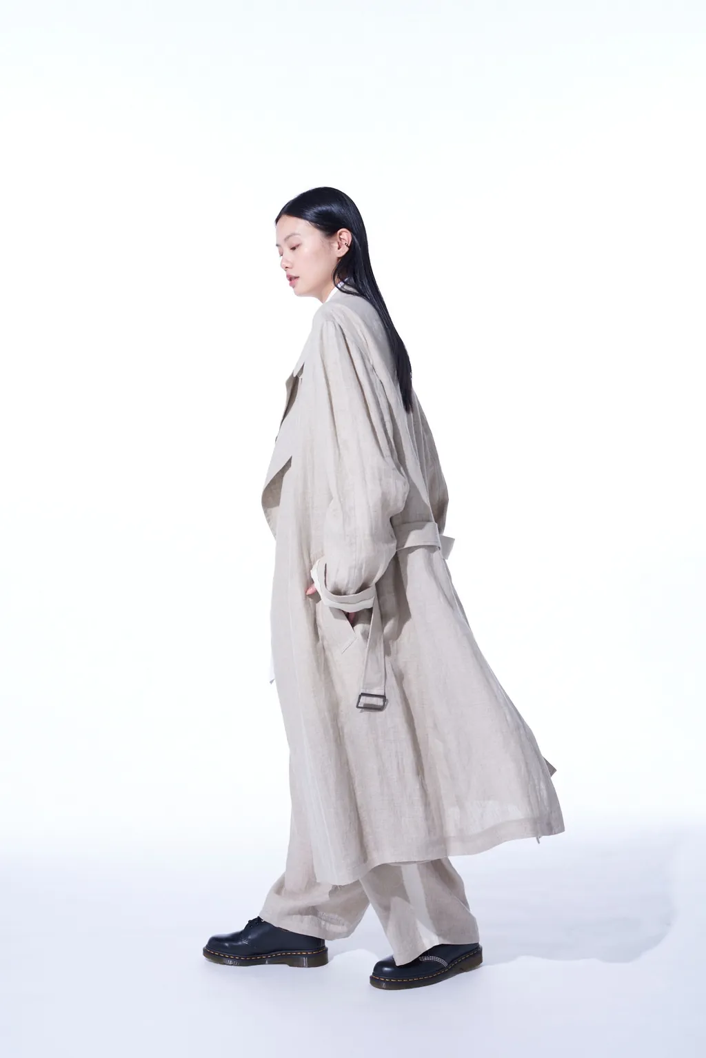 Linen Gauze Double-Breasted Coat With Double-Tailored Left Front