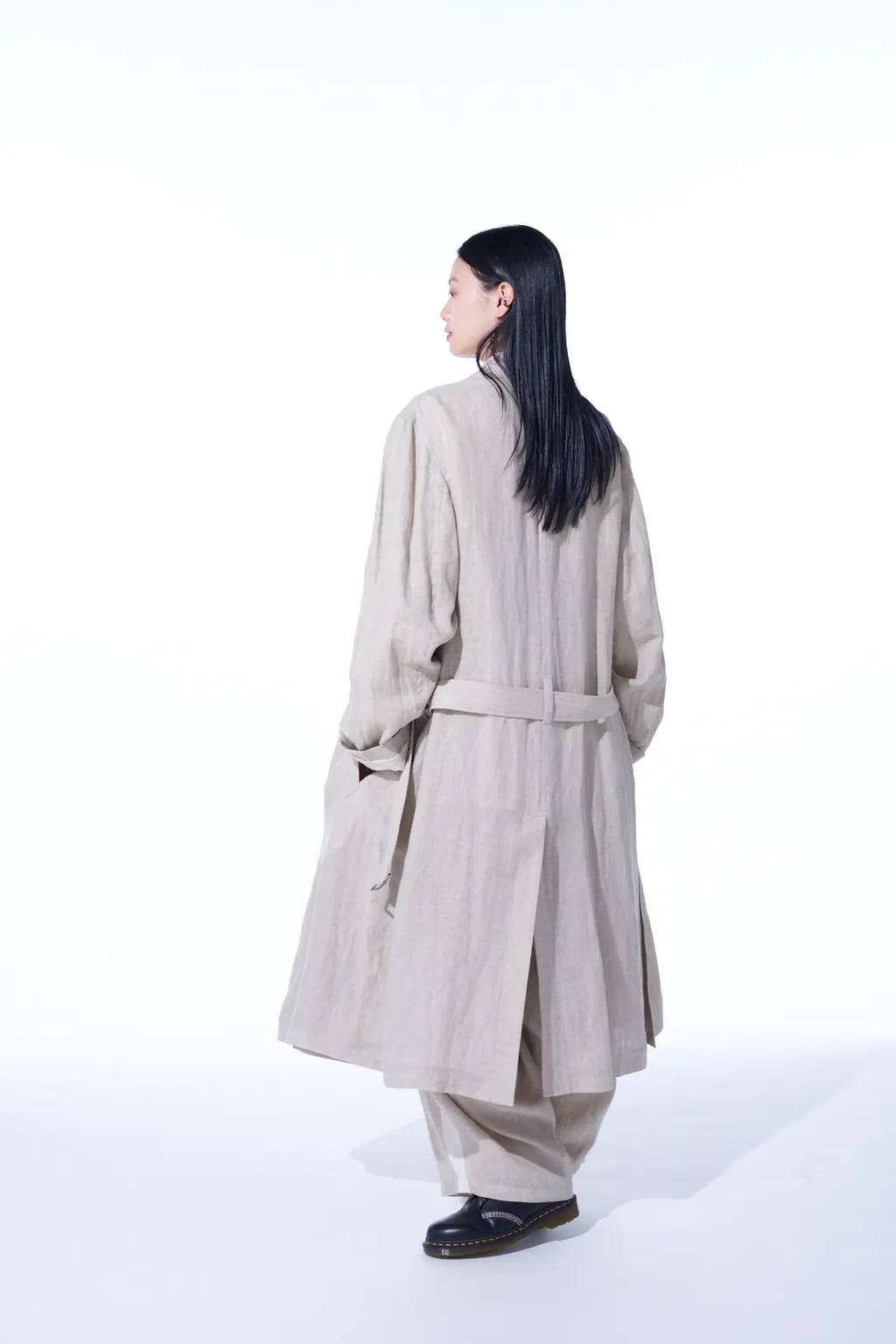 Linen Gauze Double-Breasted Coat With Double-Tailored Left Front