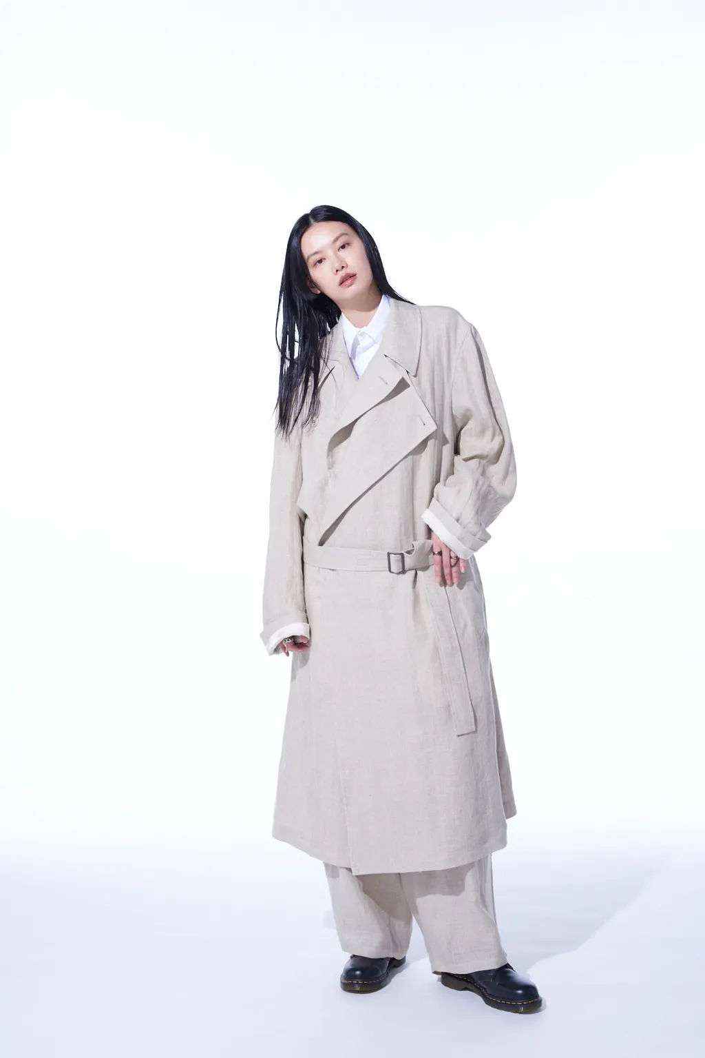 Linen Gauze Double-Breasted Coat With Double-Tailored Left Front