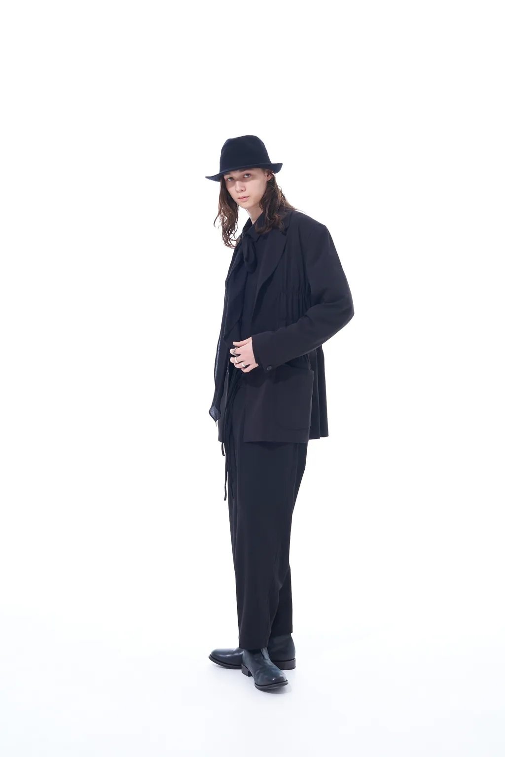 Pe/Rayon Gabardine Stretch Jacket With Gathered Shirring