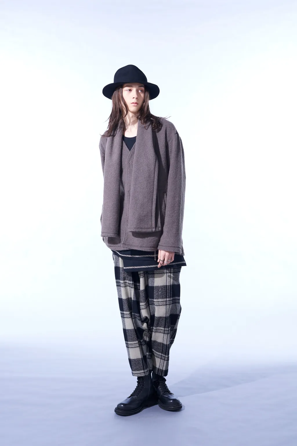 Pe/W Sliver Jersey Stole V-Neck Cardigan