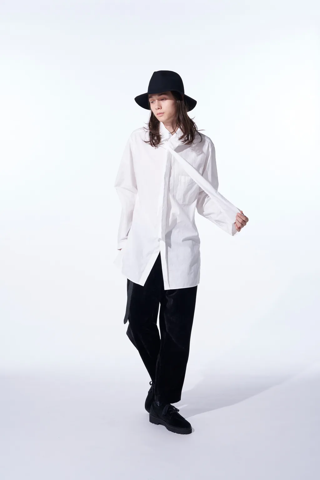 Velveteen 1-Tuck Tapered Pants