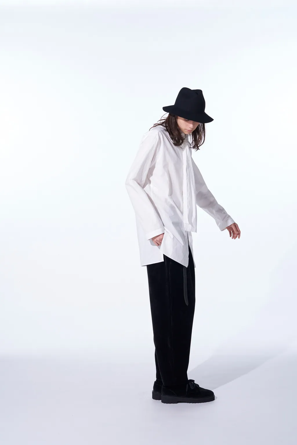 Velveteen 1-Tuck Tapered Pants