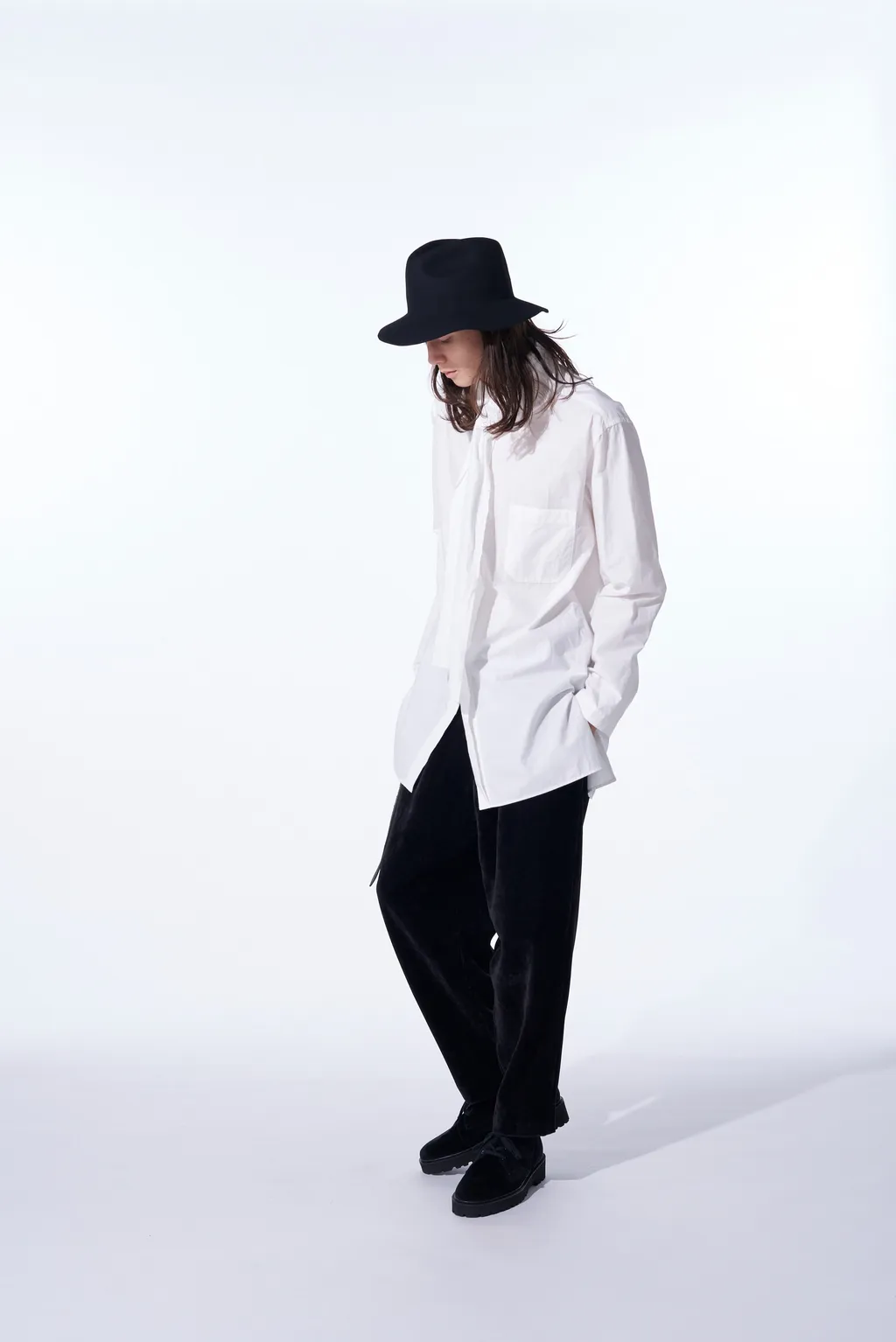 Velveteen 1-Tuck Tapered Pants