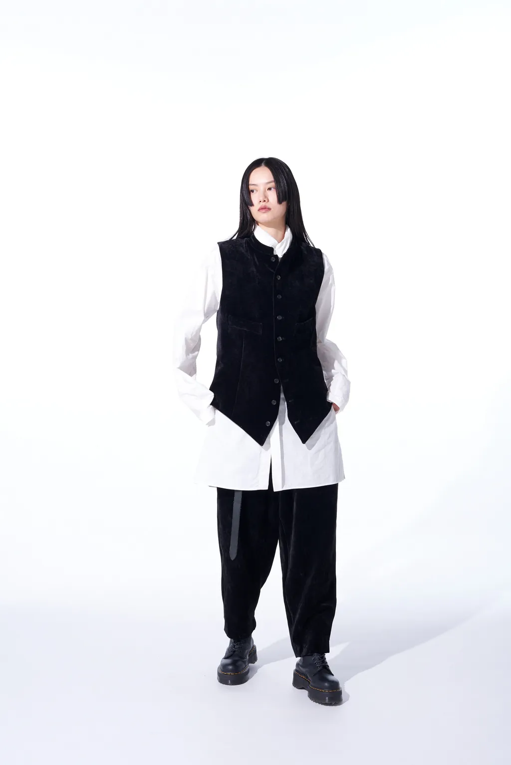 Velveteen 1-Tuck Tapered Pants