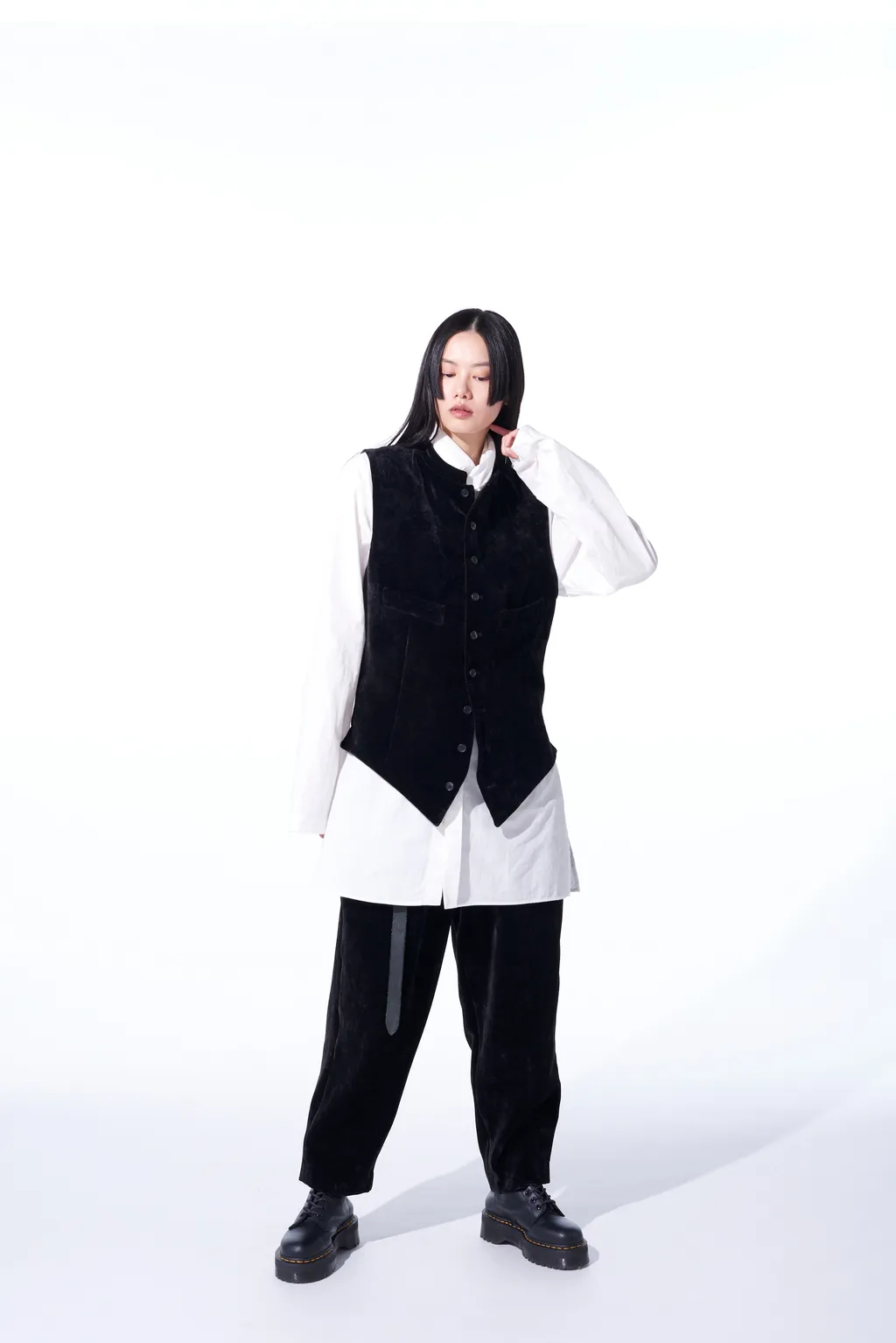 Velveteen 1-Tuck Tapered Pants