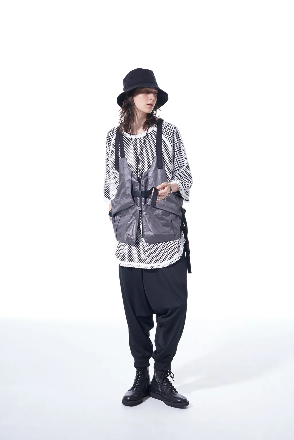 Pe/Ny Water Repellent Taffeta Multi-Pocket Tech Vest