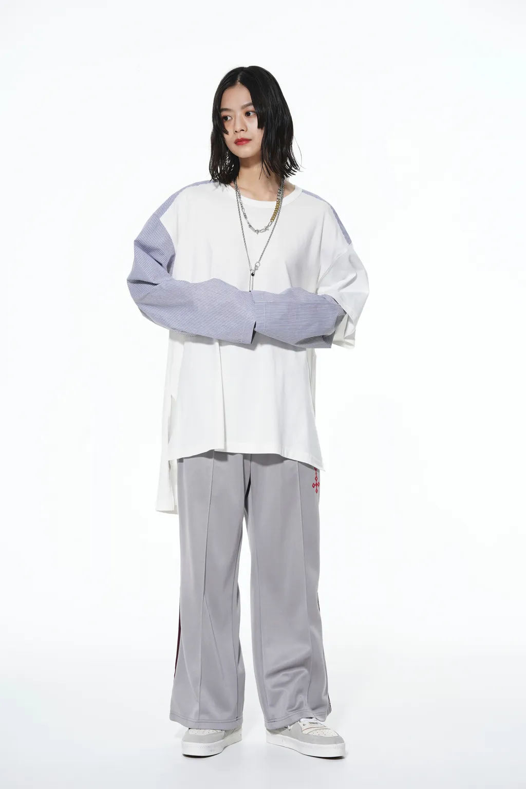 Pe/Smooth Jersey Geometric Pattern Embroidery Side Tape Line Flare Pants