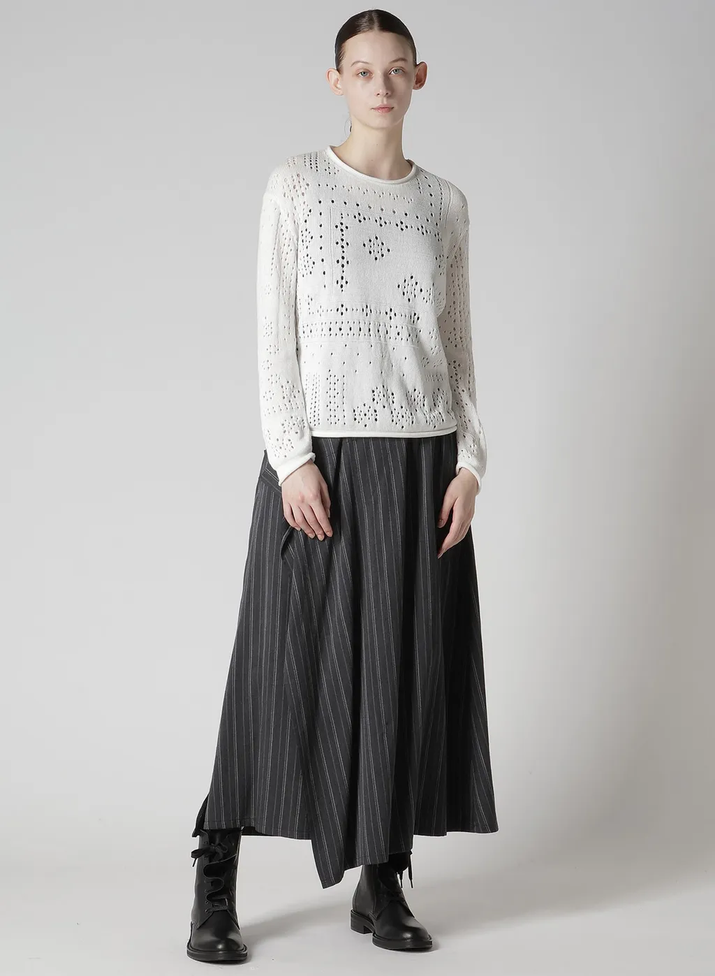 Patchwork Lace Curled Collar Round Neck Pullover