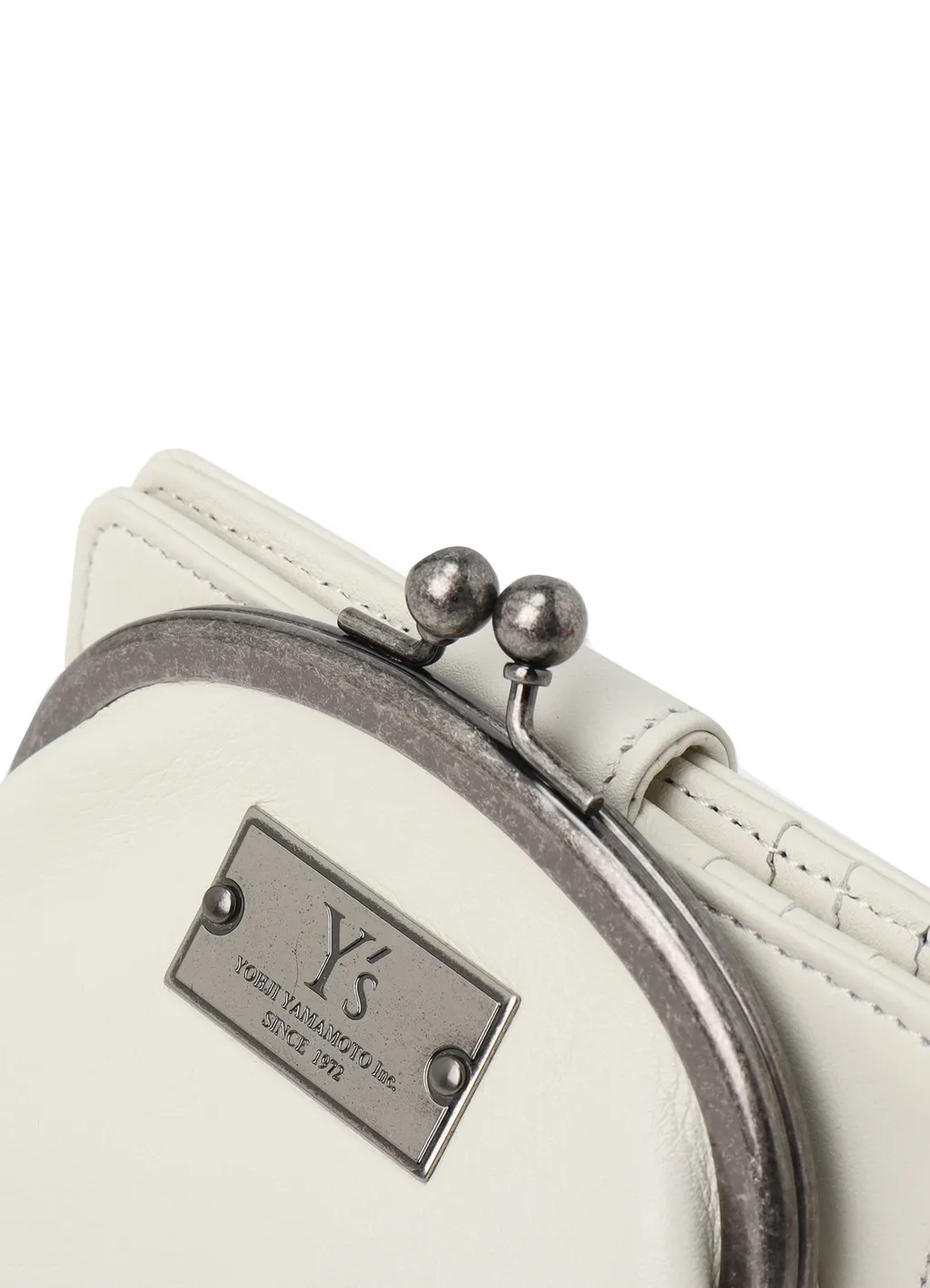 Semi-Glossy Leather Card Case W/ Metal Clasp