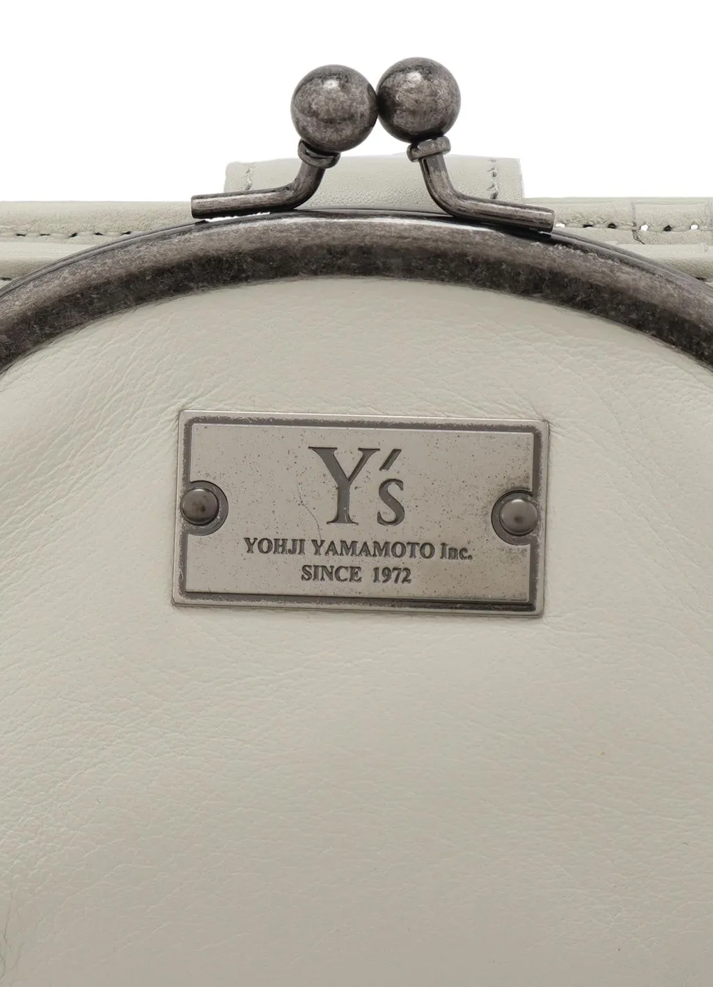 Semi-Glossy Leather Card Case W/ Metal Clasp