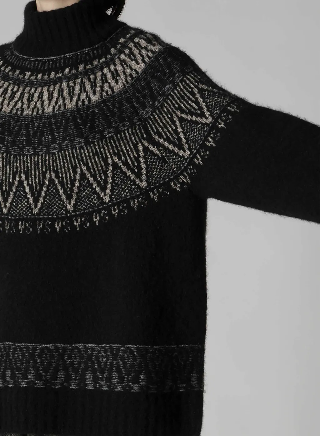 Nordic Design High Neck Knit Pullover