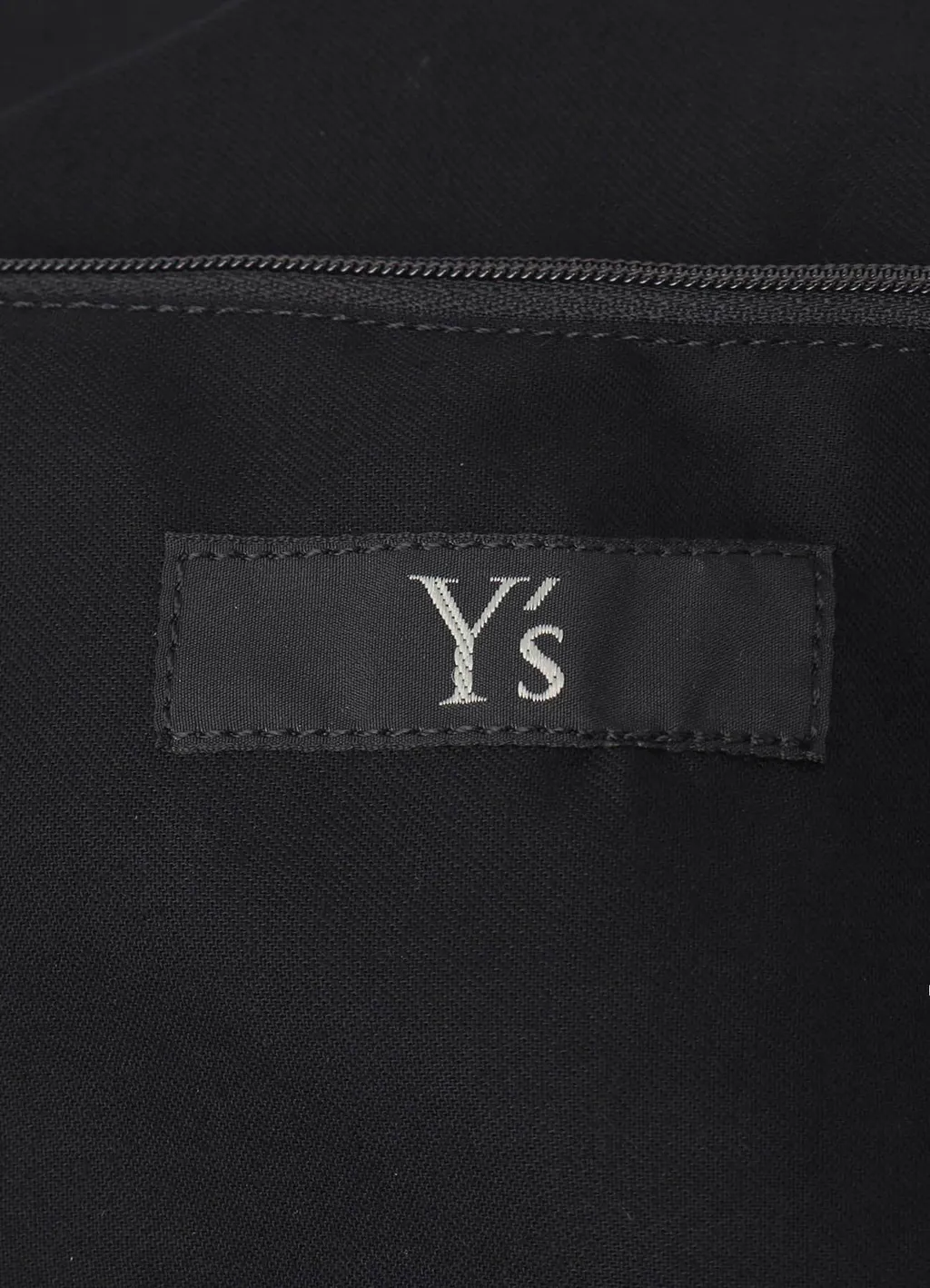 Nylon Washer Twill Gyoza-Style Bag