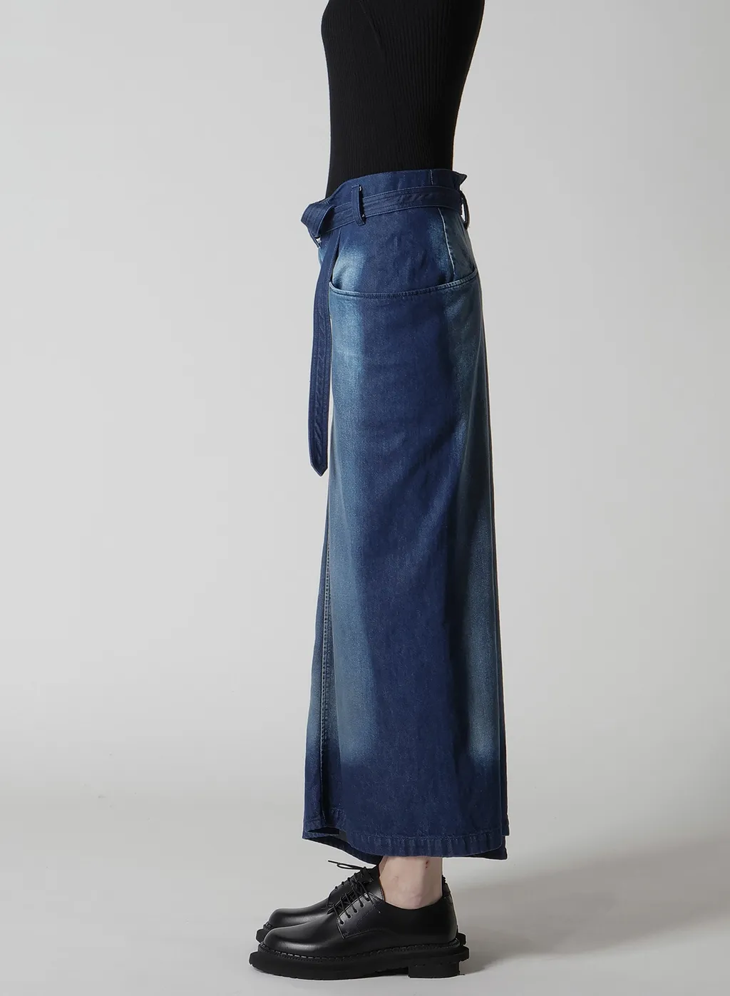 Spotted Denim Right Side Flare Skirt