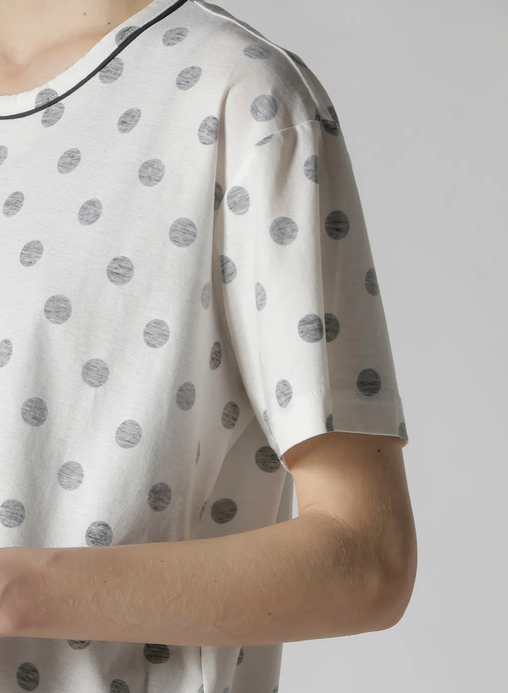 Polka Dot Y's Stitch Big T