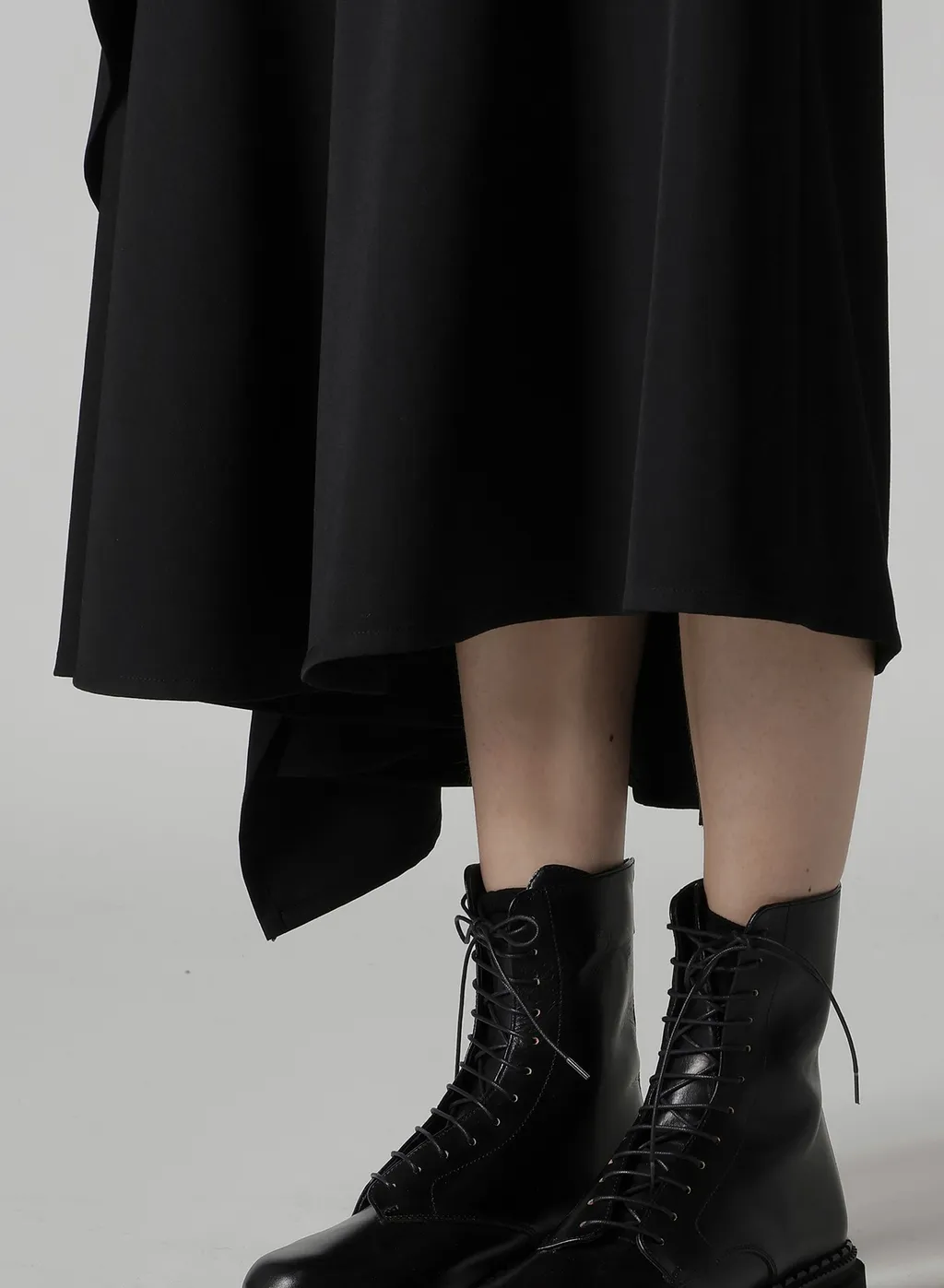Wool Gabardine Middle Length Asymmetric Skirt